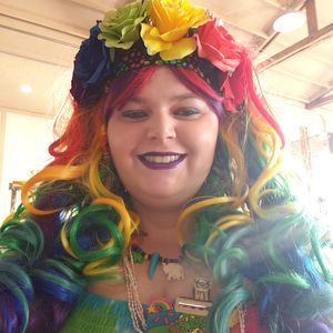 Meet your Posher, Courtney